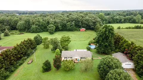 274 Dunn Leoma Rd, Leoma, TN 38468