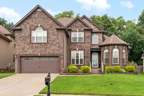 3726 Windmill Dr, Clarksville, TN 37040