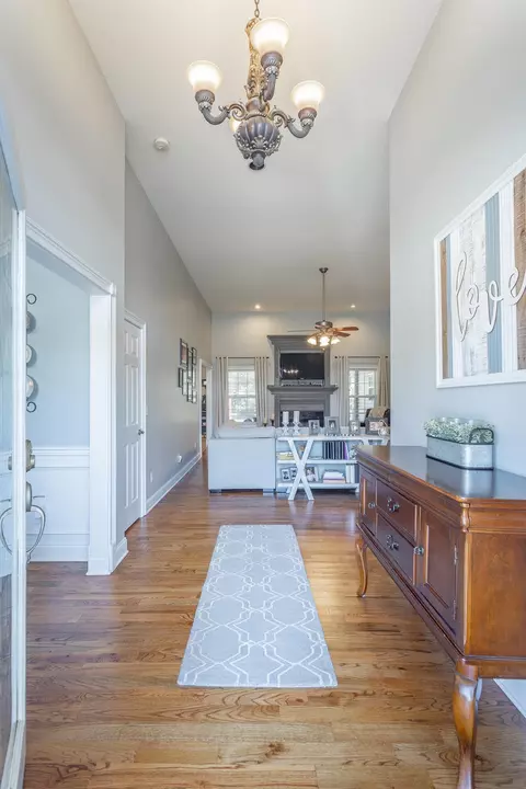 8628 Streamside Dr, Ooltewah, TN 37363 photo 5