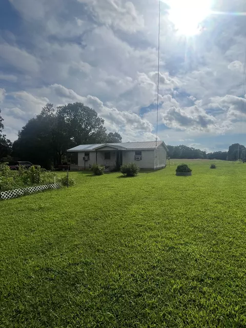 2245 Brake Rd, Cumberland Furnace, TN 37051