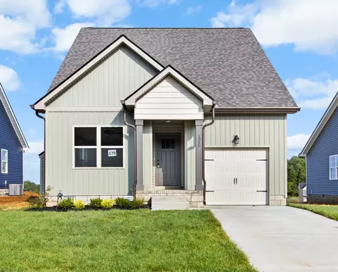 1346 Isaiah Dr, Clarksville, TN 37042