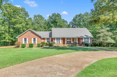 229 Woodmere Dr NW, Hohenwald, TN 38462