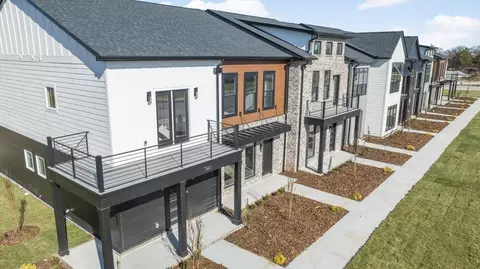 1428 Rebecca Johns Dr, Murfreesboro, TN 37128