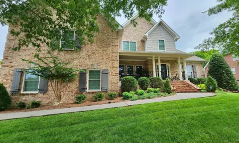 1434 Savannah Park Dr, Spring Hill, TN 37174