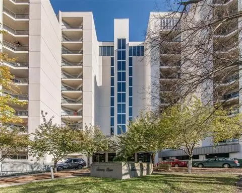 900 19th Ave S #312, Nashville, TN 37212