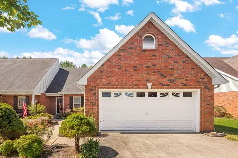 1802 Keeneland Ct, Murfreesboro, TN 37127