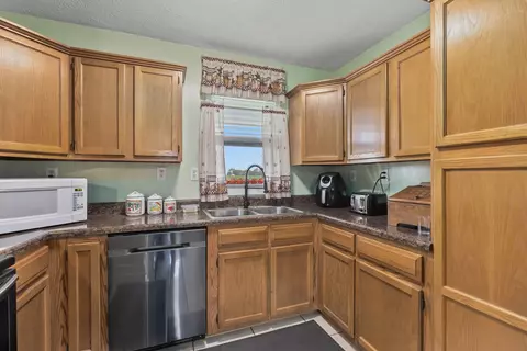 4247 Armstrong Rd, Springfield, TN 37172 photo 23