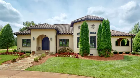 2550 Mann Rd, Lebanon, TN 37087