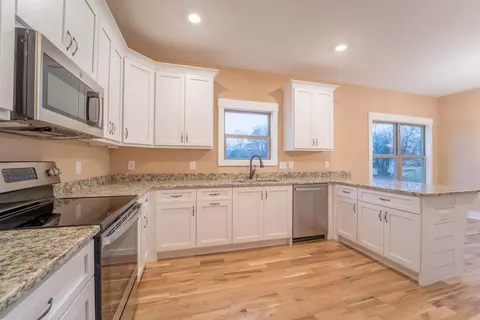 2093 Beverly Ct, Springfield, TN 37172 photo 5