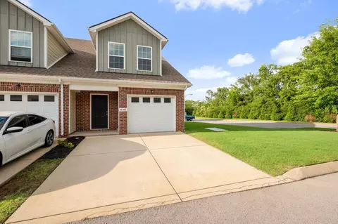 4346 Aurora Cir, Murfreesboro, TN 37127