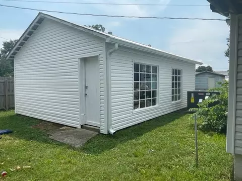 202 10th Ave N, Decherd, TN 37324 photo 6