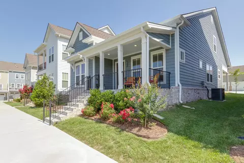 1004 Stoneleigh Ln, Nolensville, TN 37135