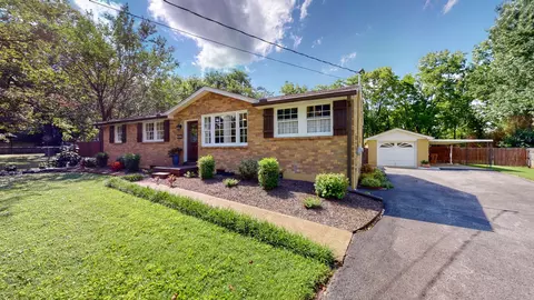 1026 Horseshoe Dr # B, Nashville, TN 37216