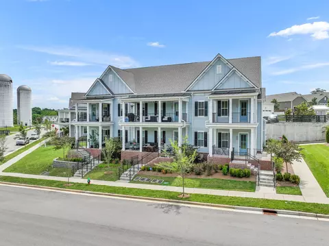 2343 Fairchild Cir #203, Nolensville, TN 37135