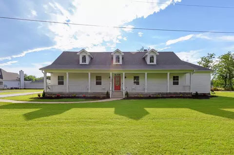 2465 Taylor Ln, Eagleville, TN 37060