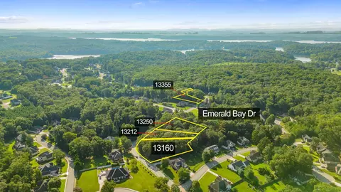 13355 Emerald Bay Dr, Soddy Daisy, TN 37379
