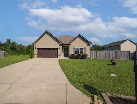 128 Farmbrook Ct, Murfreesboro, TN 37128 photo 4