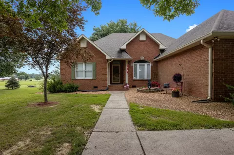 298 Corinth Rd, Portland, TN 37148