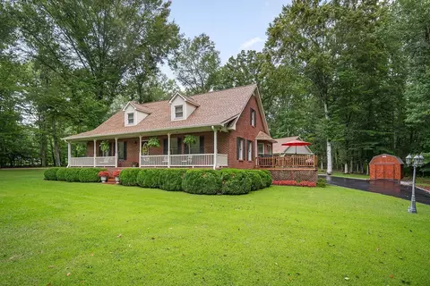 715 Old Rock Island Rd, Rock Island, TN 38581
