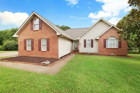 3310 Middleton Dr, Rockvale, TN 37153