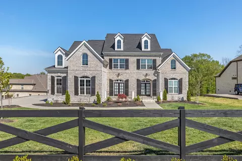 1087 Annecy Pkwy, Nolensville, TN 37135