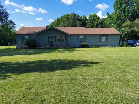 7460 Hwy 54, Paris, TN 38242
