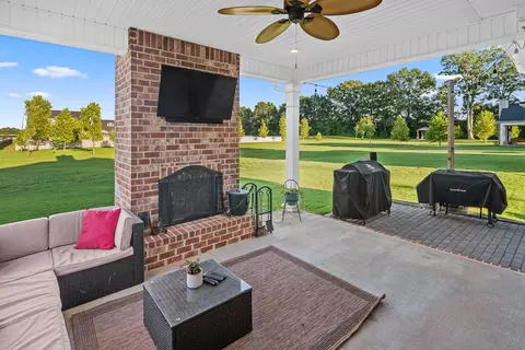 611 Golden Eagle Ct, Eagleville, TN 37060 photo 31