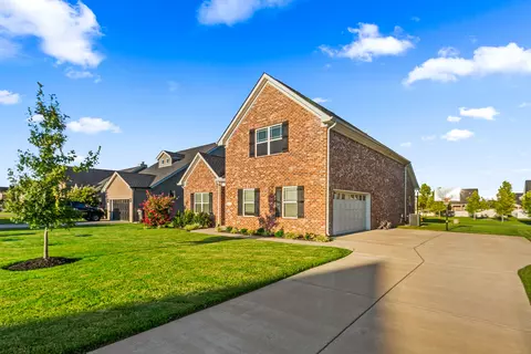 611 Golden Eagle Ct, Eagleville, TN 37060 photo 5