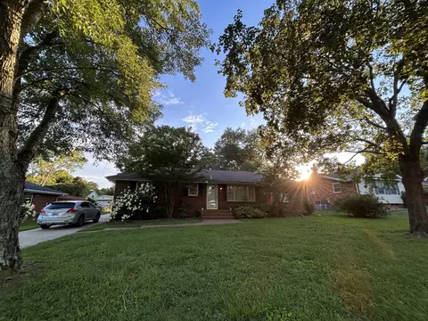 108 Utley Dr, Goodlettsville, TN 37072