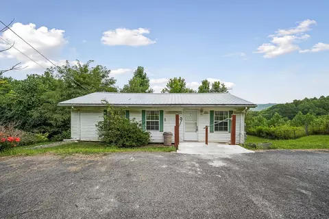 1183 Poss Rd, Smithville, TN 37166