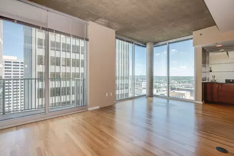 415 Church St #1701, Nashville, TN 37219