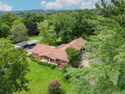 120 Draper Dr, Goodlettsville, TN 37072