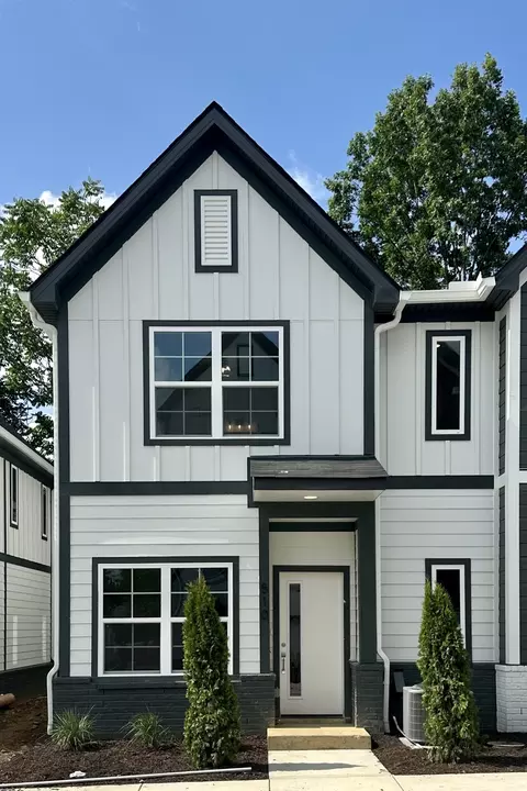 700 N Dupont Ave #511, Madison, TN 37115