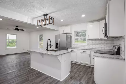 2310 S Main St, Springfield, TN 37172 photo 8