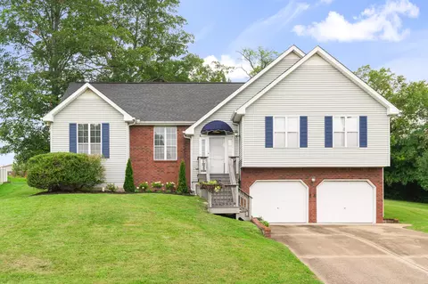 308 Oakwood Cv, La Vergne, TN 37086
