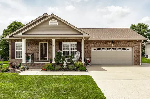 212 Hedgeway Ct, Gallatin, TN 37066