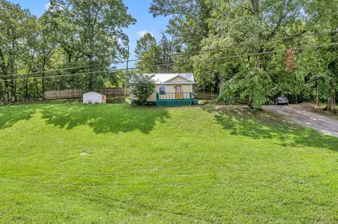 486 Molino Rd, Fayetteville, TN 37334