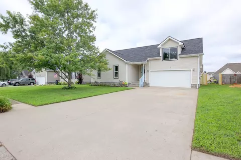 3664 Kendra Ct S, Clarksville, TN 37040