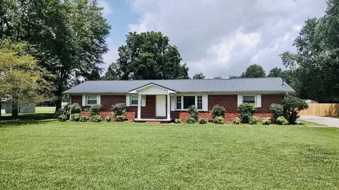 39 Eaton Ave, Manchester, TN 37355