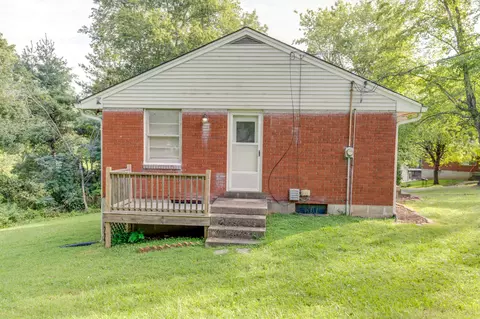 100 Oak Dr, Dickson, TN 37055 photo 5