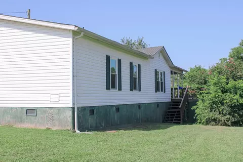 1572 Dove Ln, Springfield, TN 37172