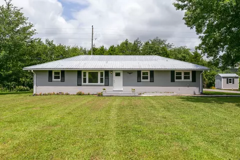 2332 Bradyville Rd, Readyville, TN 37149