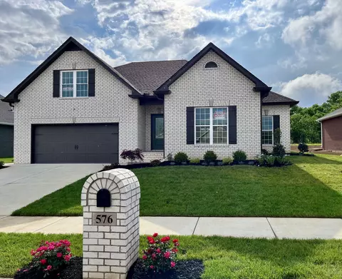 576 Dottie Dr, Gallatin, TN 37066