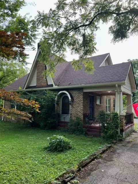 1311 Riverside Dr, Nashville, TN 37206