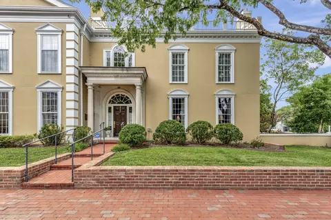 3701 W End Ave #9, Nashville, TN 37205
