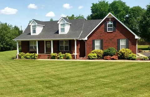 713 Hancock Ln, Lebanon, TN 37087