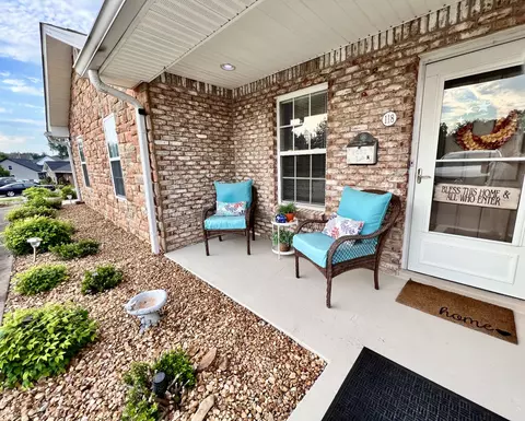 118 Colson Village Ct, Dover, TN 37058
