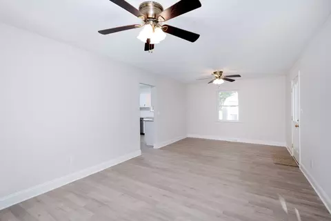 406 Cedarview Dr, Dickson, TN 37055 photo 9