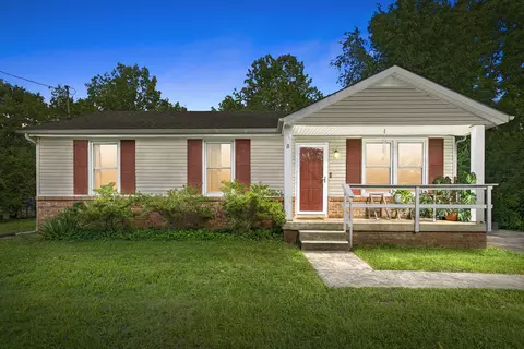 311 Buckeye Ln, Clarksville, TN 37042