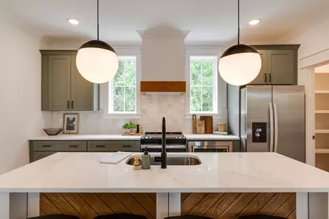 2017 Maple View Ln, Nashville, TN 37207